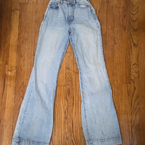 REVICE Light Blue Jeans - Picture 3 of 10